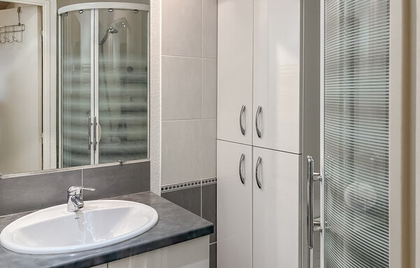 Location de vacances - La Ciotat , France - FPB684 701