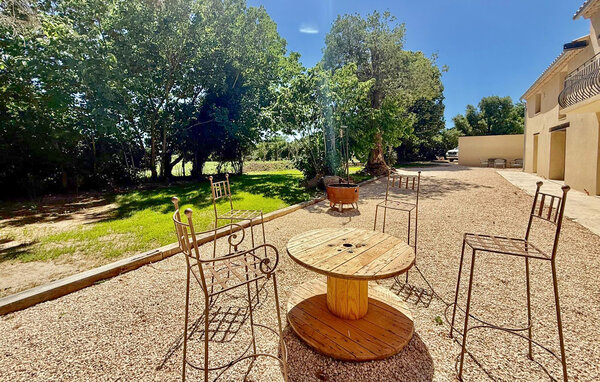 Location de vacances - Saint-Martin-de-Crau , France - FPB688 6