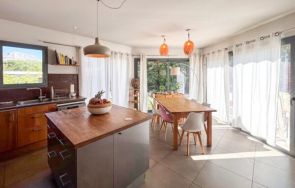 Location de vacances - Le Tholonet , France - FPB691 403