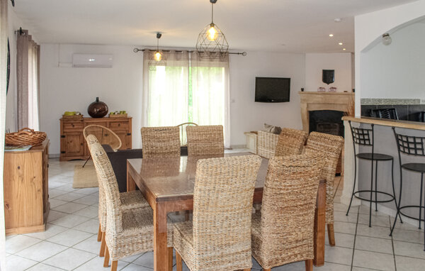Location de vacances - Grignan , France - FPD233 302