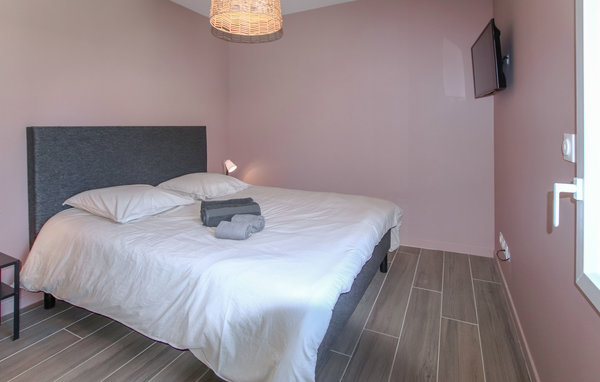 Holiday Home - Cléon d' Andran , France - FPD401 604