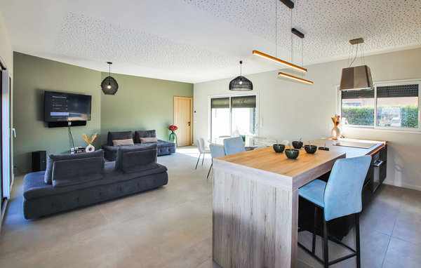 Holiday Home - Cléon d' Andran , France - FPD401 401