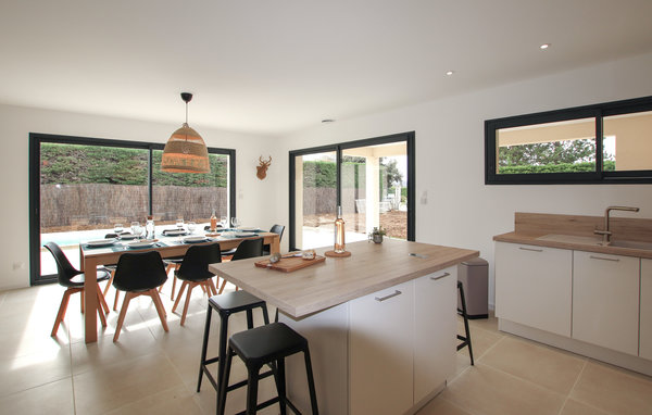 Location de vacances - La Bégude de Mazenc , France - FPD403 403