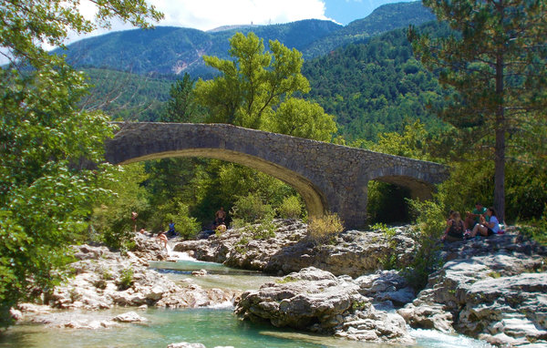 Location de vacances - Colonzelle , France - FPD411 902