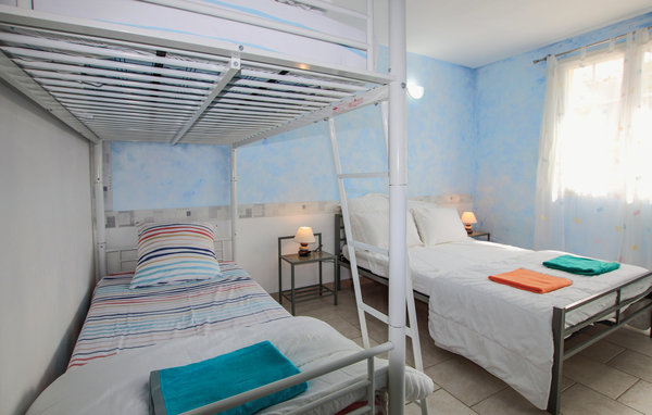 Holiday Home - Valreas , France - FPD424 602