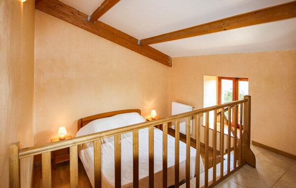 Location de vacances - Salles sous Bois , France - FPD483 6
