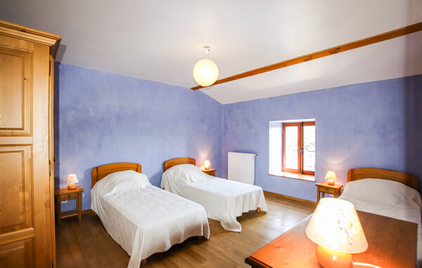 Location de vacances - Salles sous Bois , France - FPD483 7