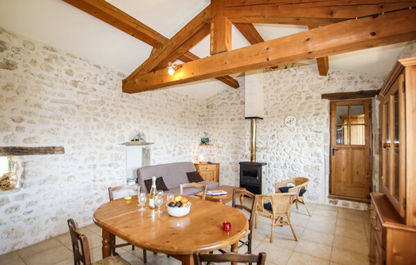 Location de vacances - Salles sous Bois , France - FPD483 301