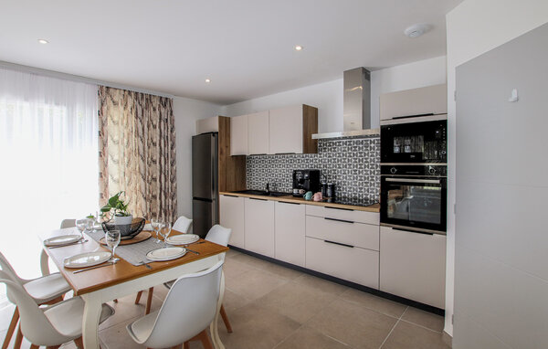 Feriehus - Die , Frankrike - FPD494 7