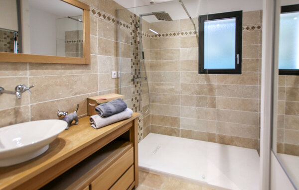 Location de vacances - Suze la Rousse , France - FPD503 703