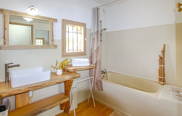 Semesterhus - La Motte Chalancon , Frankrike - FPD508 701