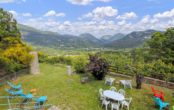 Semesterhus - La Motte Chalancon , Frankrike - FPD508 2