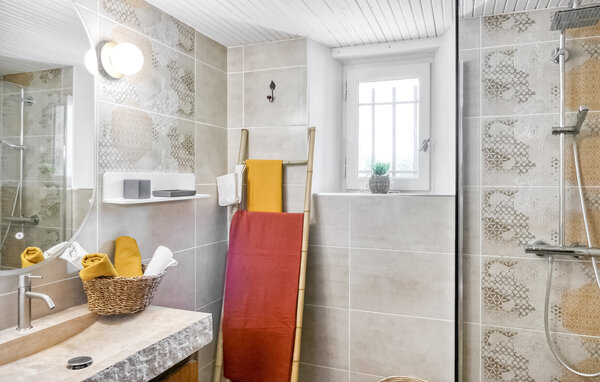 Semesterhus - Travaillan , Frankrike - FPP023 702