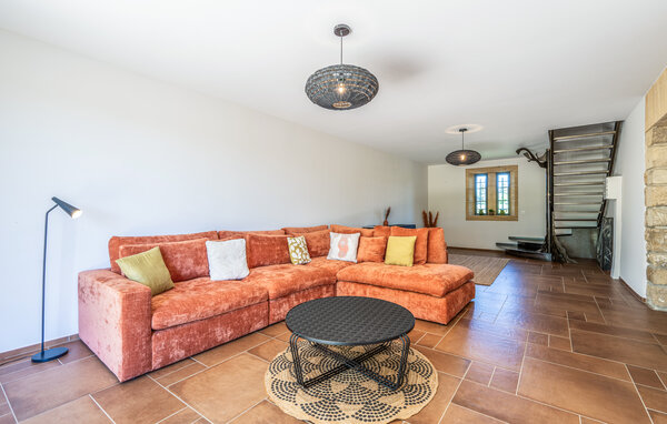 Semesterhus - Travaillan , Frankrike - FPP023 301