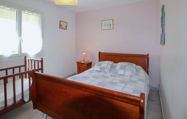 Holiday Home - Bedarrides , France - FPP082 602