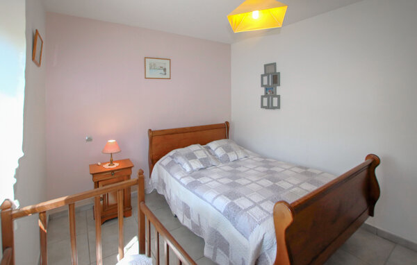 Holiday Home - Bedarrides , France - FPP082 603