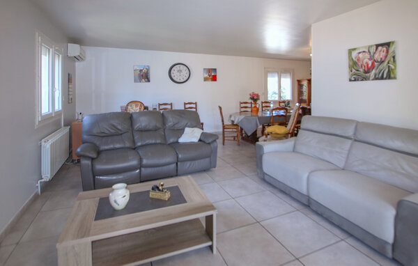 Holiday Home - Bedarrides , France - FPP082 2
