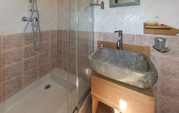 Location de vacances - Beaumes-de-Venise , France - FPP095 701