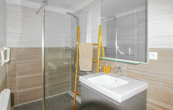 Location de vacances - Lauris , France - FPP098 704