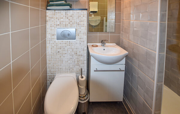 Semesterhus - Taillades , Frankrike - FPP112 701