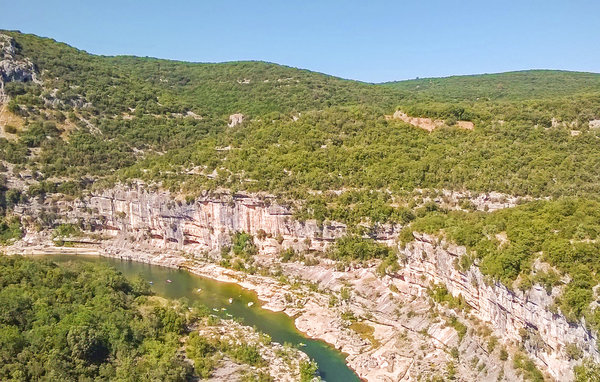 Location de vacances - Pont Saint Esprit , France - FPV576 902
