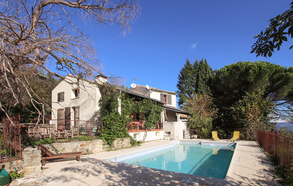 Location de vacances - Aubenas , France - FRA258 1