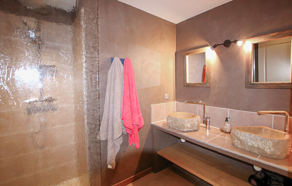 Location de vacances - St Ambroix , France - FRA289 701