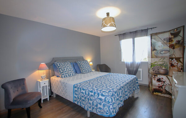 Location de vacances - St Ambroix , France - FRA289 603