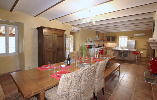 Location de vacances - St Ambroix , France - FRA289 404