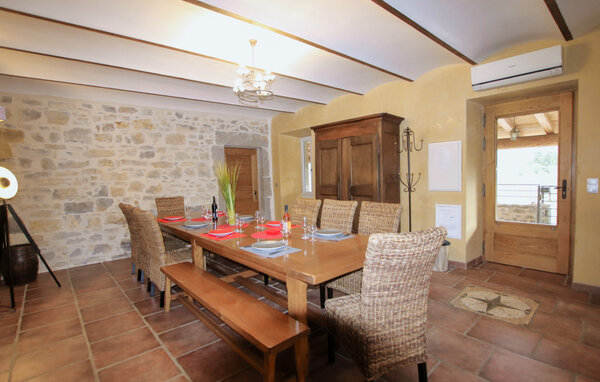 Location de vacances - St Ambroix , France - FRA289 7