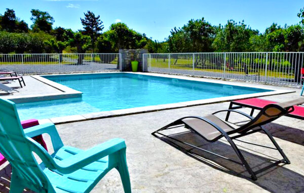 Location de vacances - St Ambroix , France - FRA289 11
