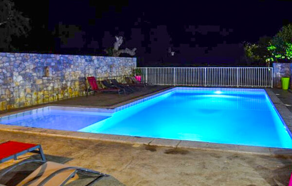 Location de vacances - St Ambroix , France - FRA289 12