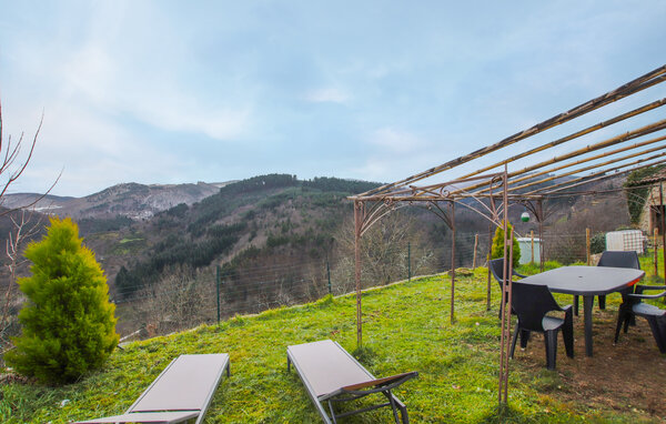 Location de vacances - Le Cheylard , France - FRA292 101
