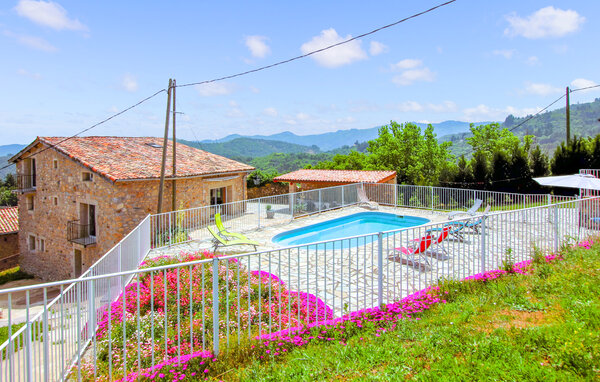 Location de vacances - Pont de Labeaume , France - FRA309 101