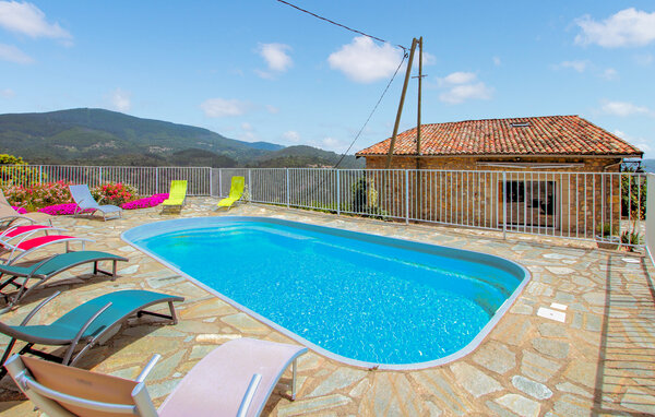 Location de vacances - Pont de Labeaume , France - FRA309 9
