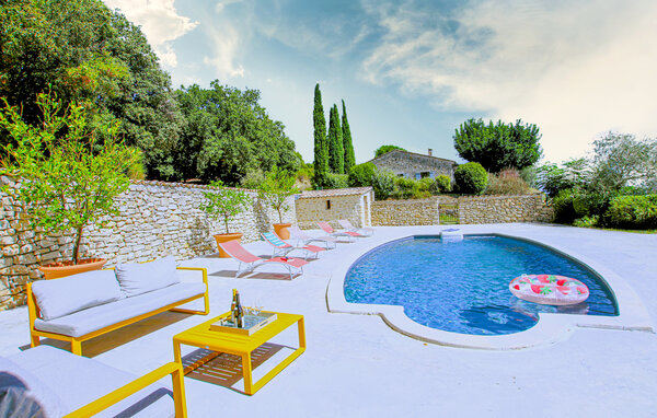 Location de vacances - St Montan , France - FRA310 12
