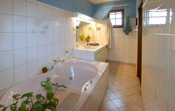 Location de vacances - Vogué , France - FRA313 701