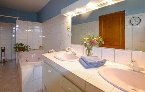 Location de vacances - Vogué , France - FRA313 702