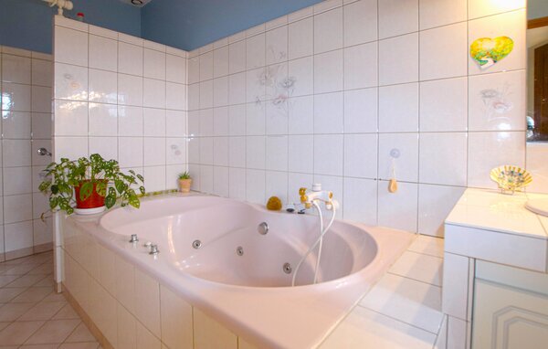 Location de vacances - Vogué , France - FRA313 703