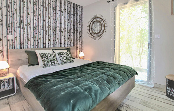 Location de vacances - St Montan , France - FRA314 601
