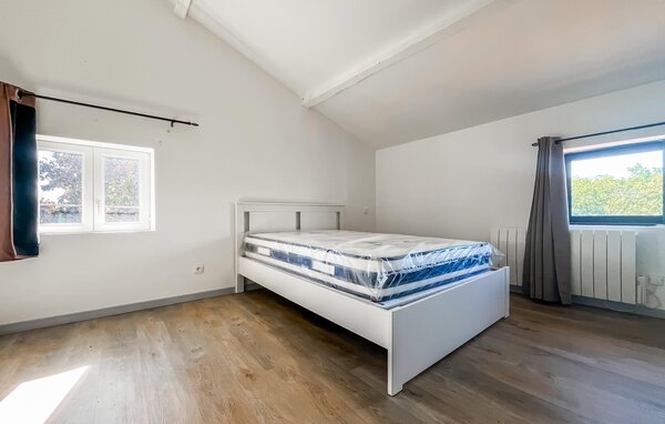 Location de vacances - Lavilledieu , France - FRA318 602