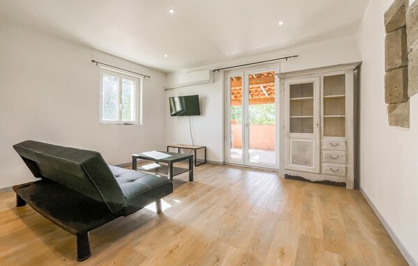 Location de vacances - Lavilledieu , France - FRA318 3