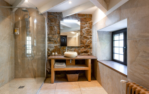 Feriehus - Antraigues , Frankrike - FRA319 701