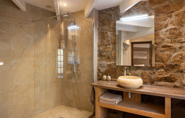 Feriehus - Antraigues , Frankrike - FRA319 702