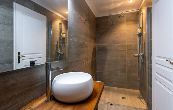 Feriehus - Antraigues , Frankrike - FRA319 704