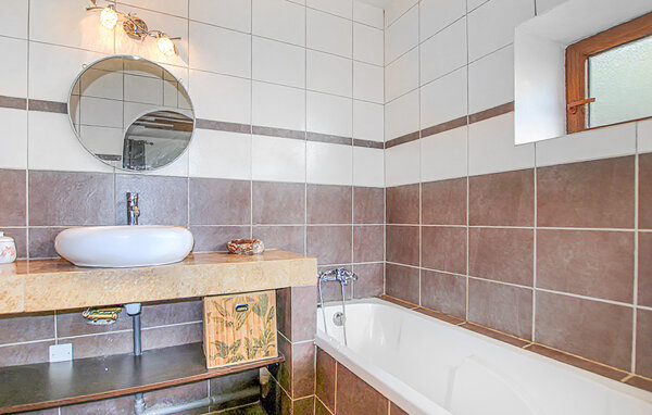 Casa de vacaciones - Jaujac , Francia - FRA324 701