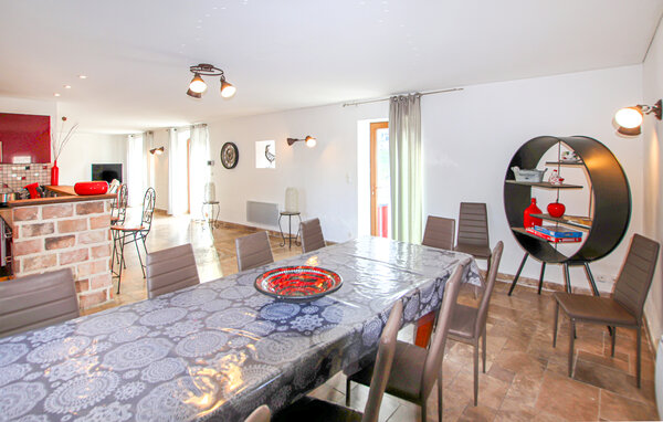 Casa de vacaciones - Jaujac , Francia - FRA324 303