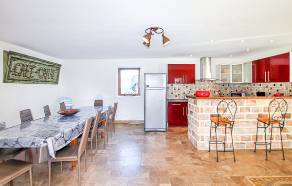 Casa de vacaciones - Jaujac , Francia - FRA324 304