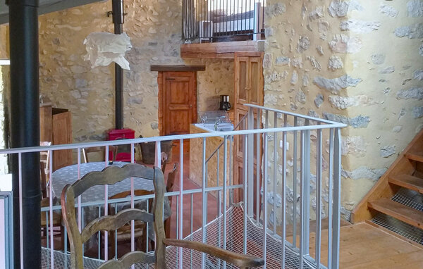 Location de vacances - St Remèze , France - FRA325 305