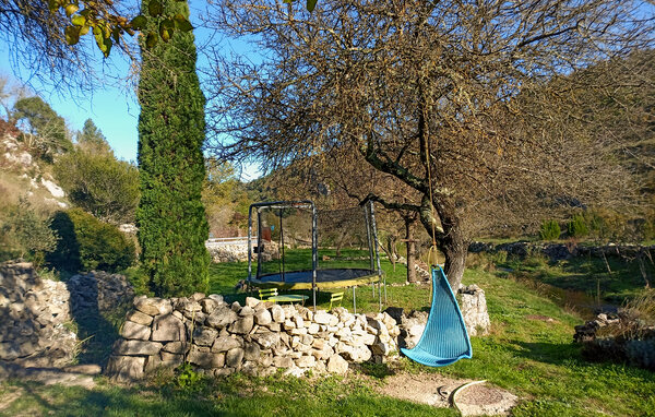 Location de vacances - St Remèze , France - FRA325 105